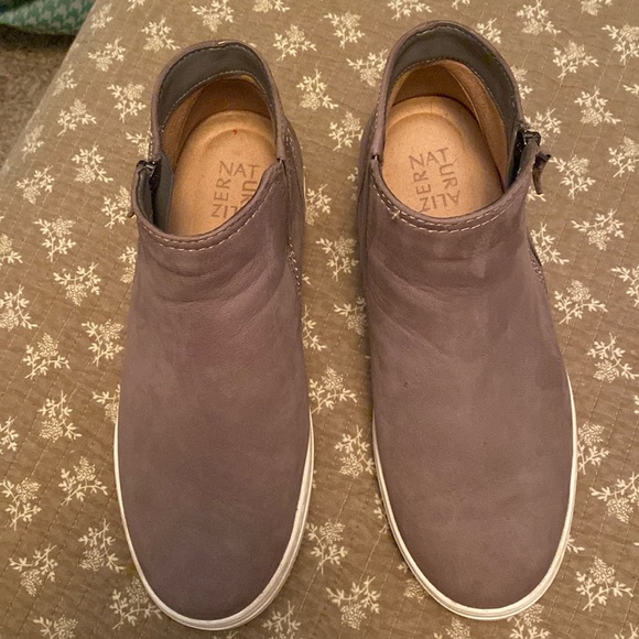 Naturalizer Boots - Picture 2 of 7